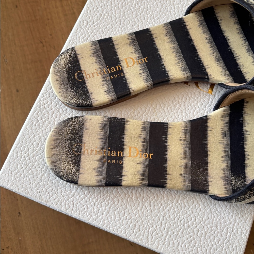 Christian Dior Dway Sandals - size 38 Deep Blue & Cream embroidered cotton - Picture 5 of 10